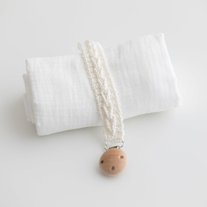 catenella portaciuccio a uncinetto fatta a mano modello treccia