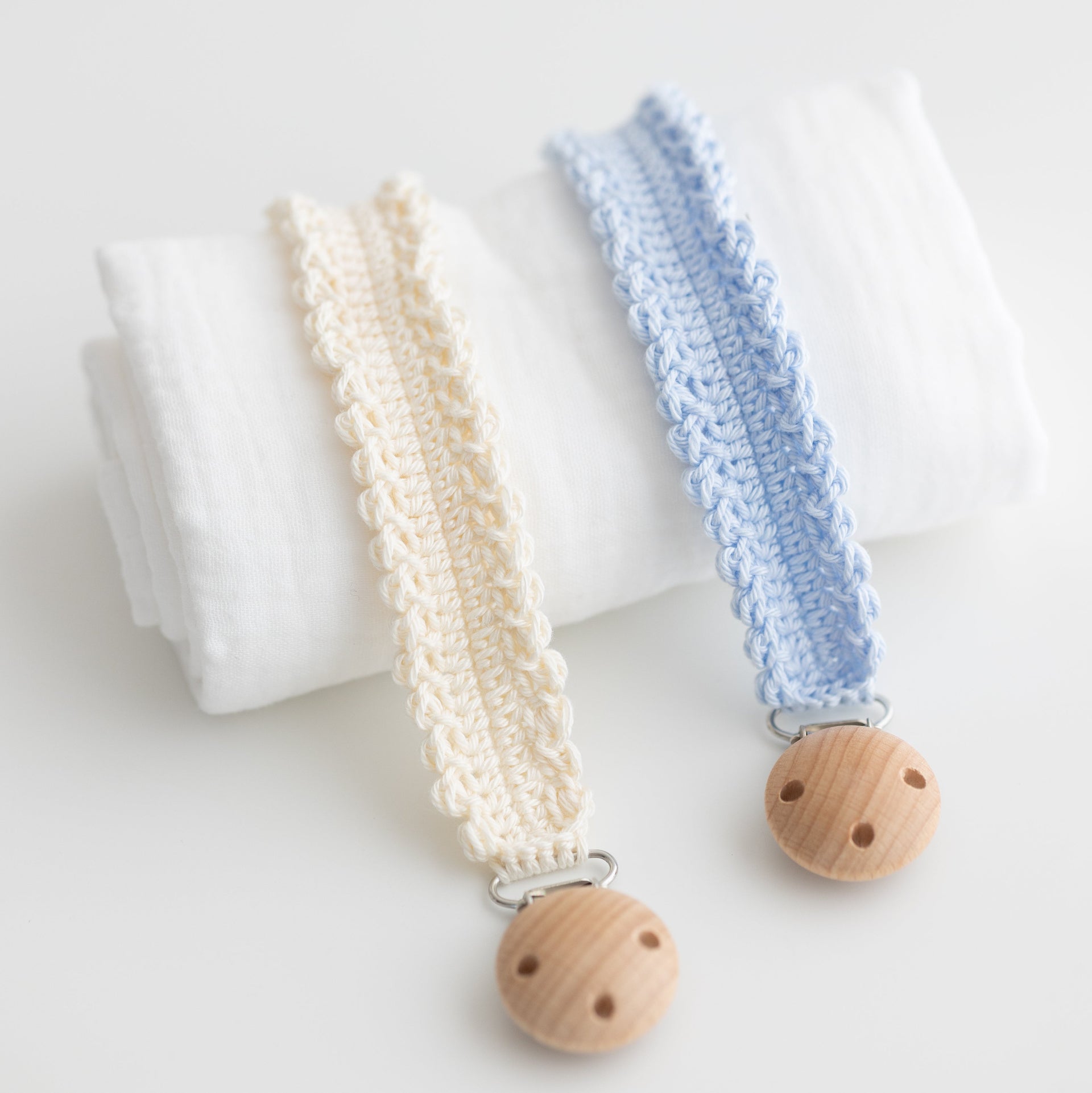 Catenelle portaciuccio uncinetto modello lineare