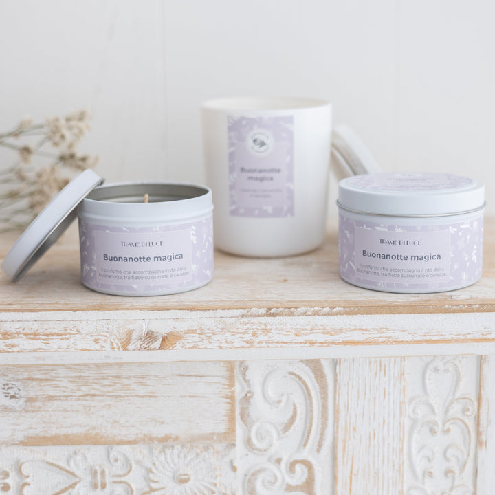 Collezione candele in cera di soia alla lavanda camomilla e vaniglia in diversi formati