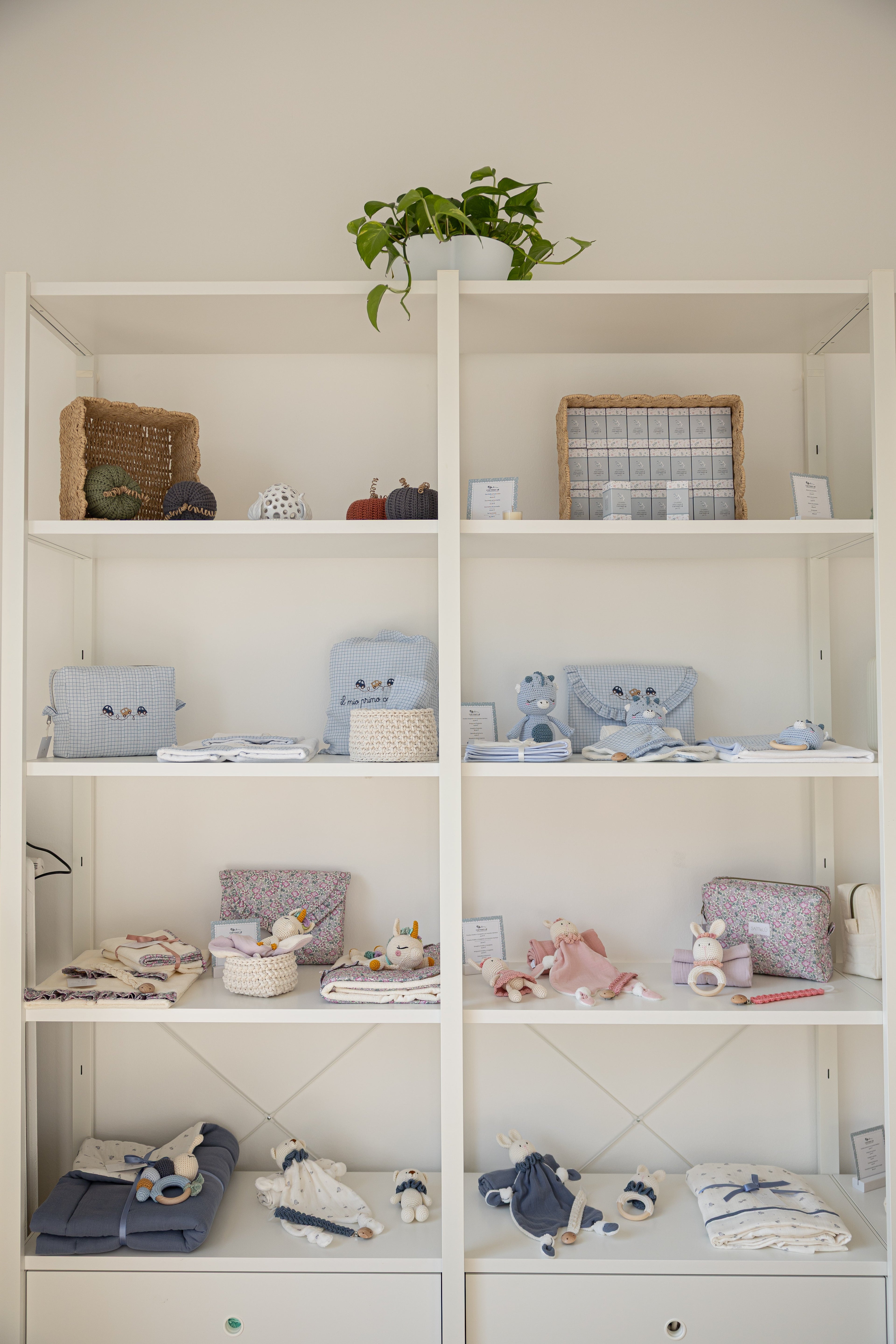 essentially me lab allestimento laboratorio con prodotti fatti a mano